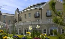 Step House Hotel
