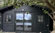 The Cosy Cabin by the shore