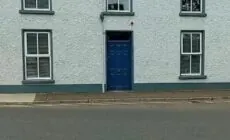 Town Centre Luxury Retreat