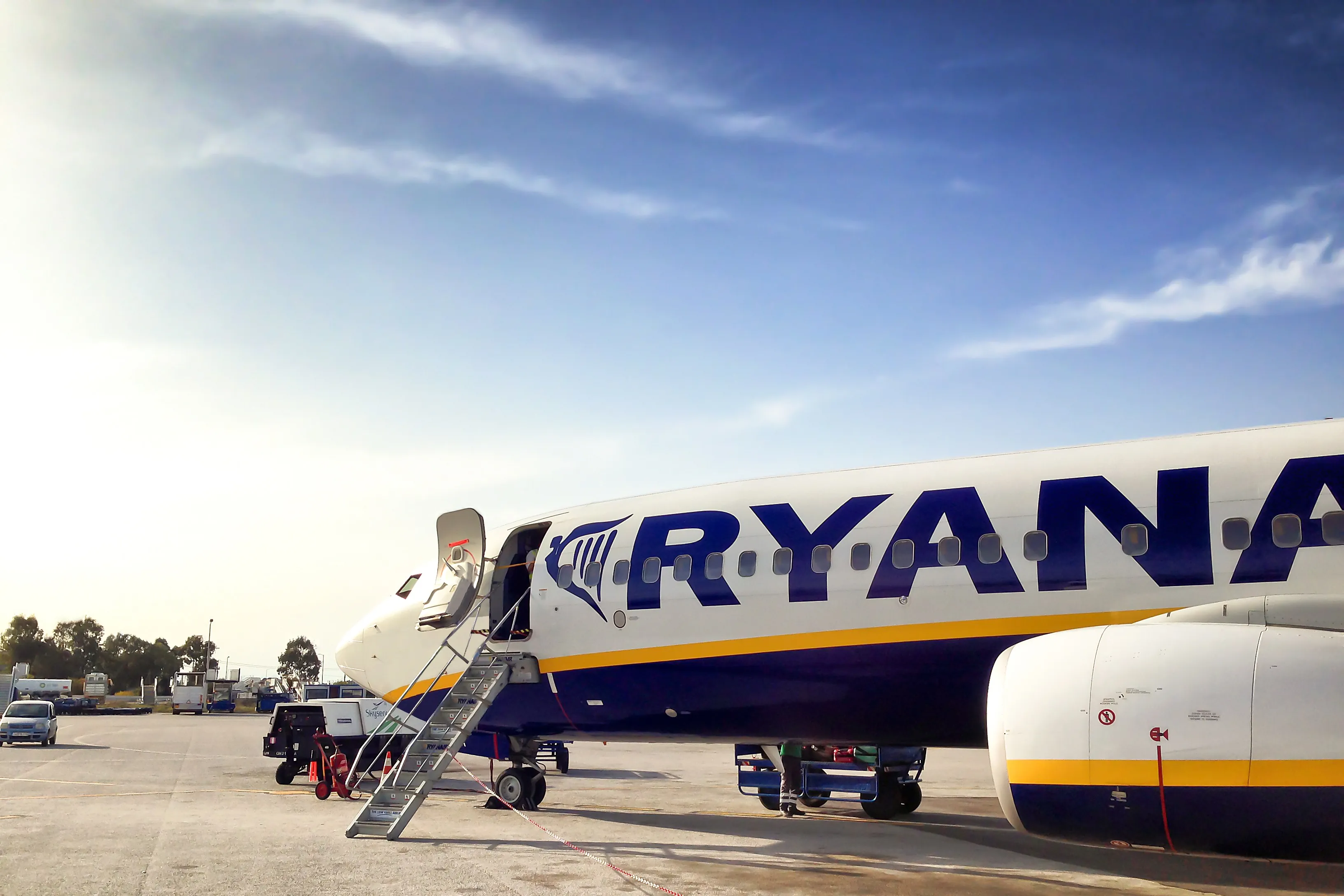 Ryanair digitaliza su tarjeta de embarque - Dominio público