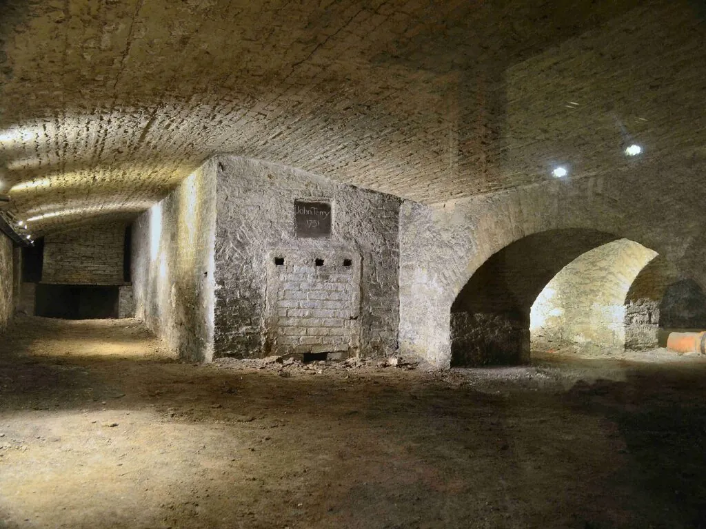 Crypte de Christchurch sous le Triskel Arts Centre à Cork