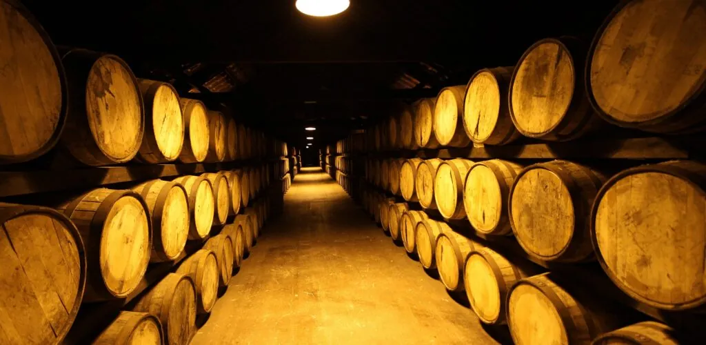 Midleton crea un whiskey afinado en castaño irlandés: una historia entre Cork y Waterford